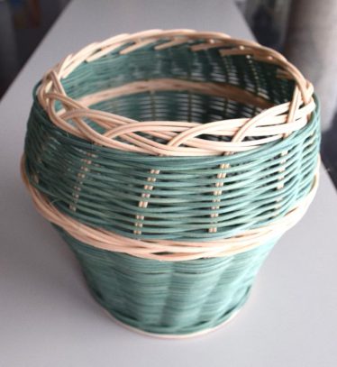 「花かご」西尾　南美