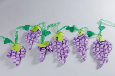 「ぶどう」南原苑 クラフト班 協同作品