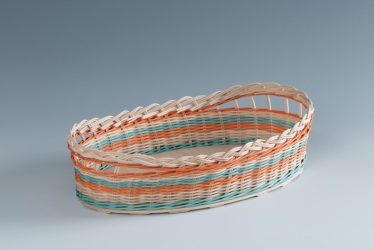 「トレー」宮外 凌介