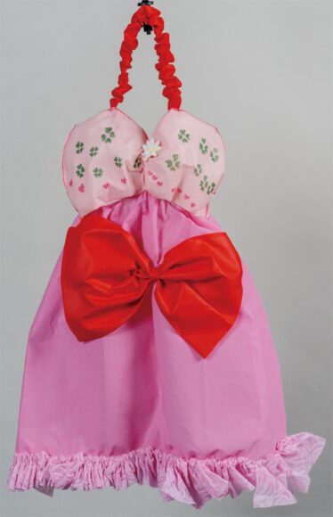 「ドレス（2023）①みんなでしあわせに」　榊山 雅夫