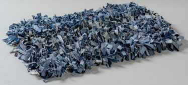 「デニムラグマット」　七和の里ゆらりメンバー