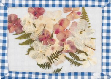 「花束」　遠山 千恵